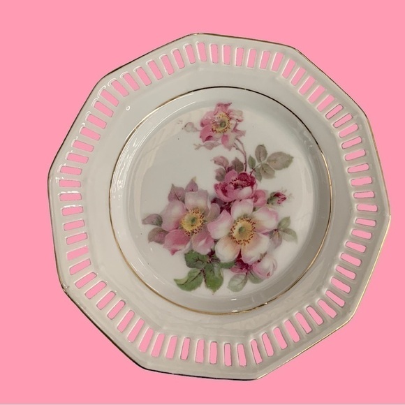 VINTAGE BAVARIA SCHUMANN small plates - pink floral 5-7/8"W 12 plates available - Picture 5 of 8